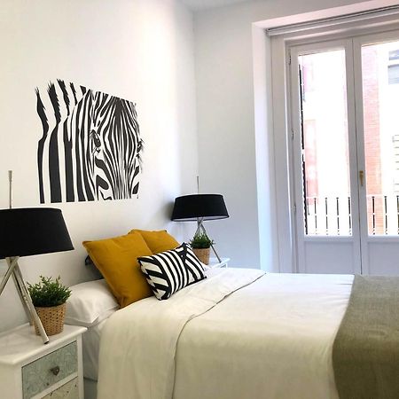 Apartamento De Diseno En Plaza Mayor Madri Exterior foto