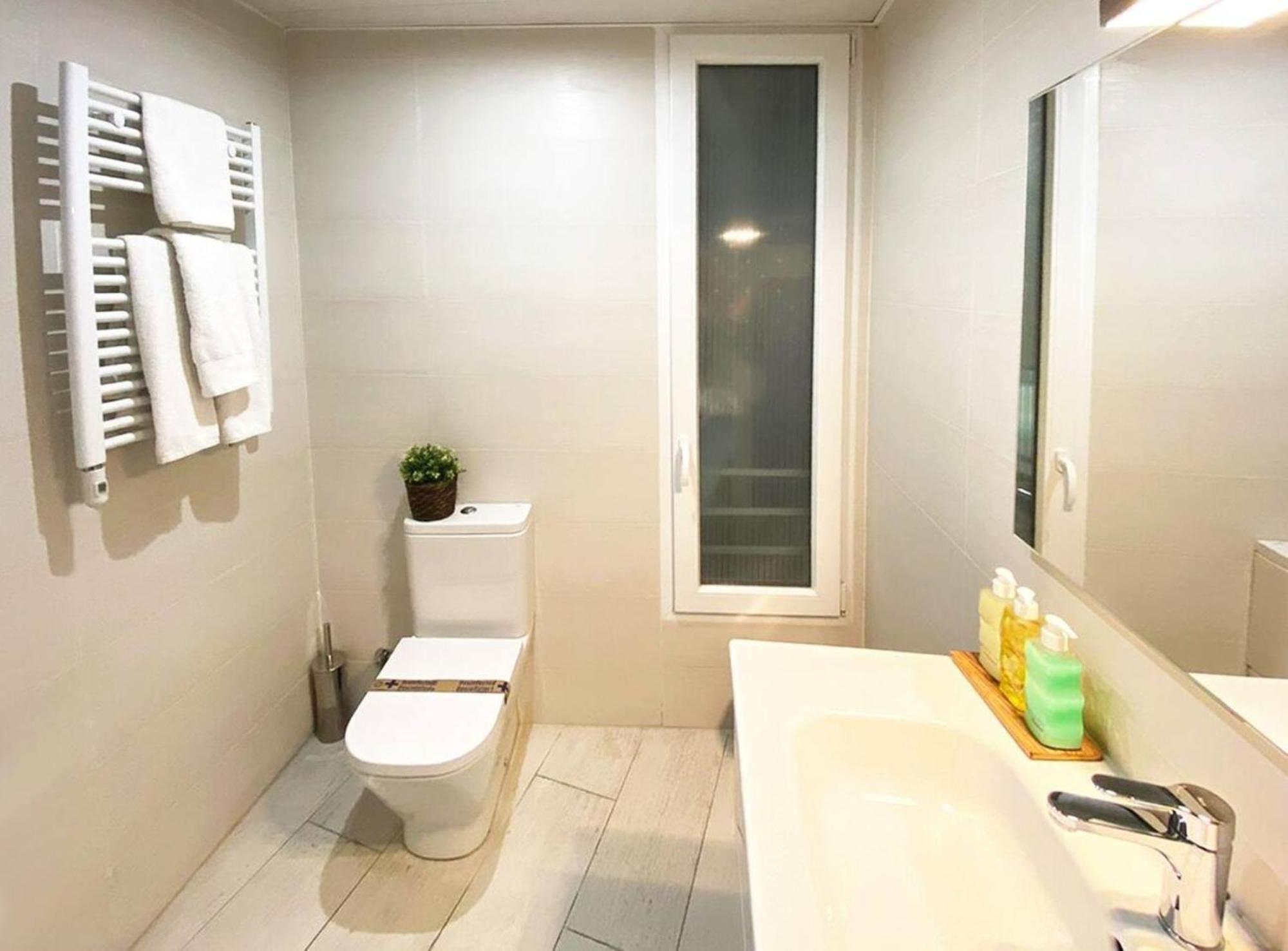 Apartamento De Diseno En Plaza Mayor Madri Exterior foto